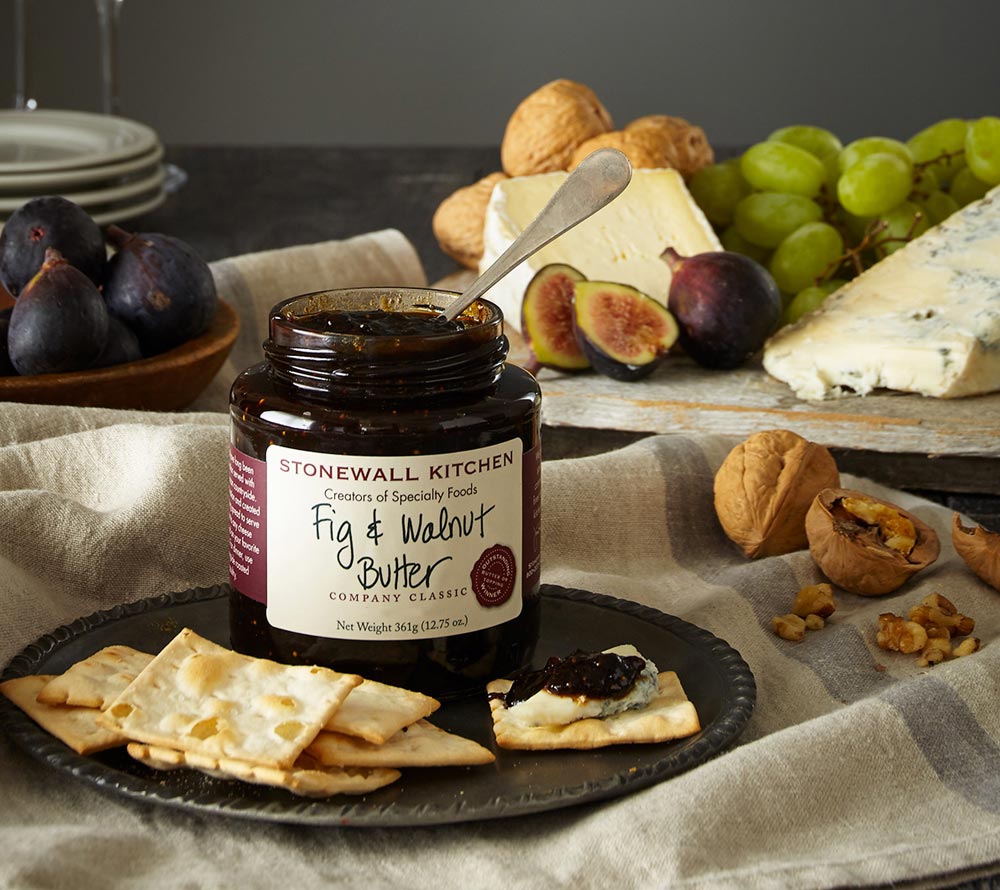 Fig & Walnut Butter von Stonewall Kitchen kaufen | süßer Geschmack von Feige und Walnuss | Passt perfekt zu Baguette mit Blauschimmelkäse