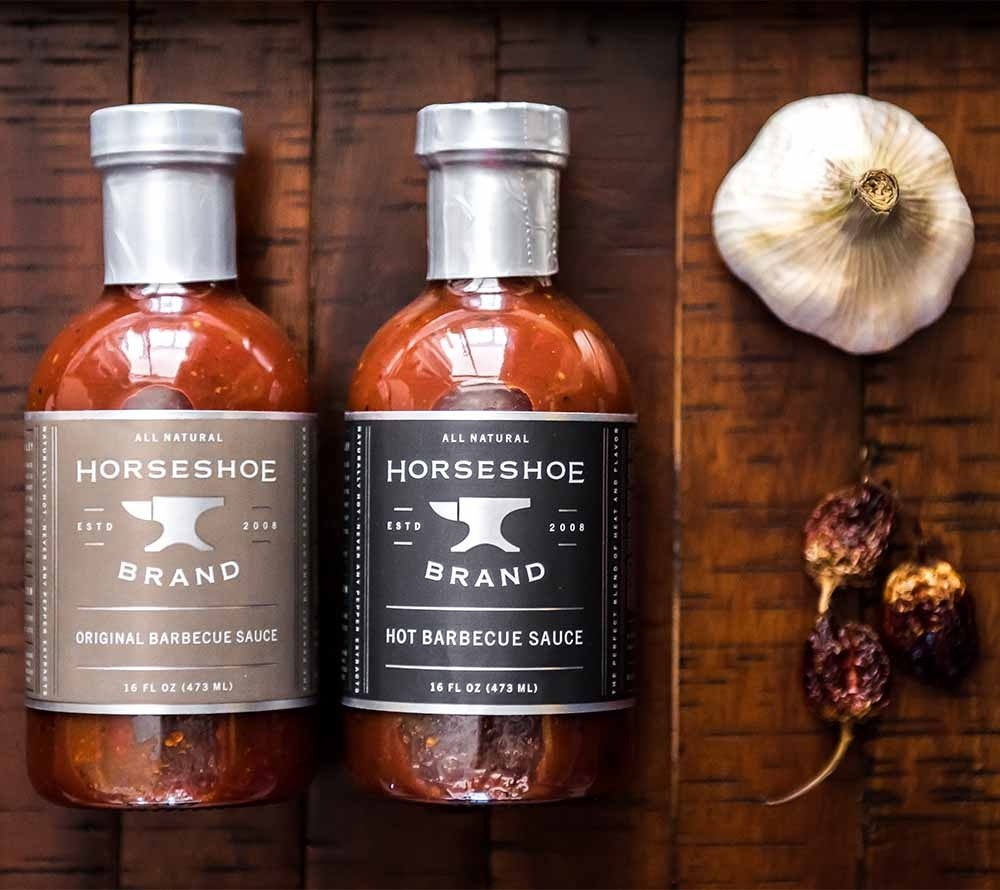 Hot Barbecue Sauce von Horseshoe Brand kaufen | klassische, scharfe Barbecuesoße, herzhaft-aromatisch | Perfekt zu Fleisch oder Gemüse