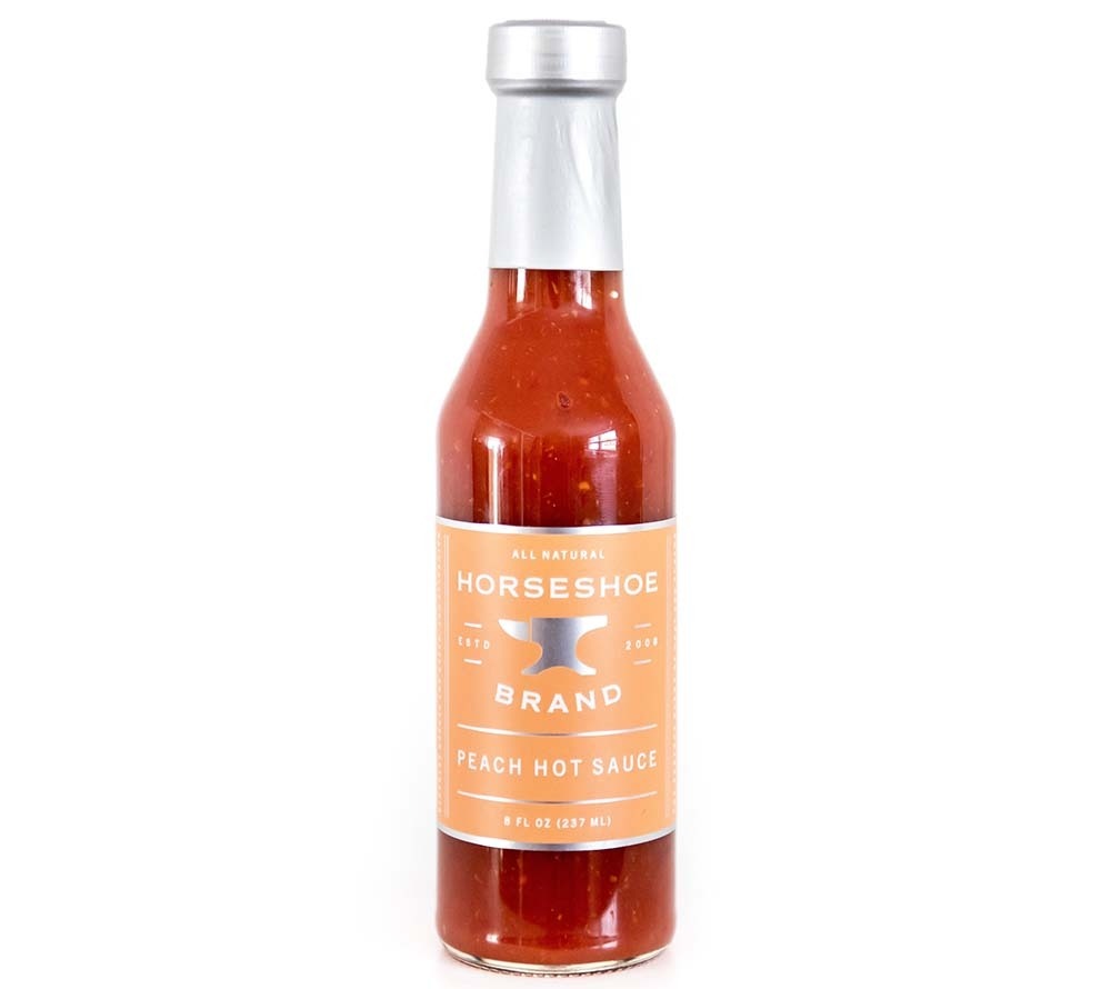 Peach Hot Sauce von Horseshoe Brand kaufen | Fruchtig-Scharfe Sauce mit Serrano-Chili | Perfekt zu Hähnchen, Gemüse und Frühlingsrollen
