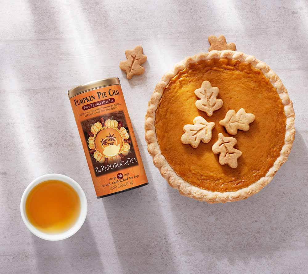 Pumpkin Pie Chai von The Republic of Tea kaufen | Der Herbst in jeder Tasse | koffeinfreie Kräuterteemischung | Geschmacksnoten eines klassischen Kürbiskuchens