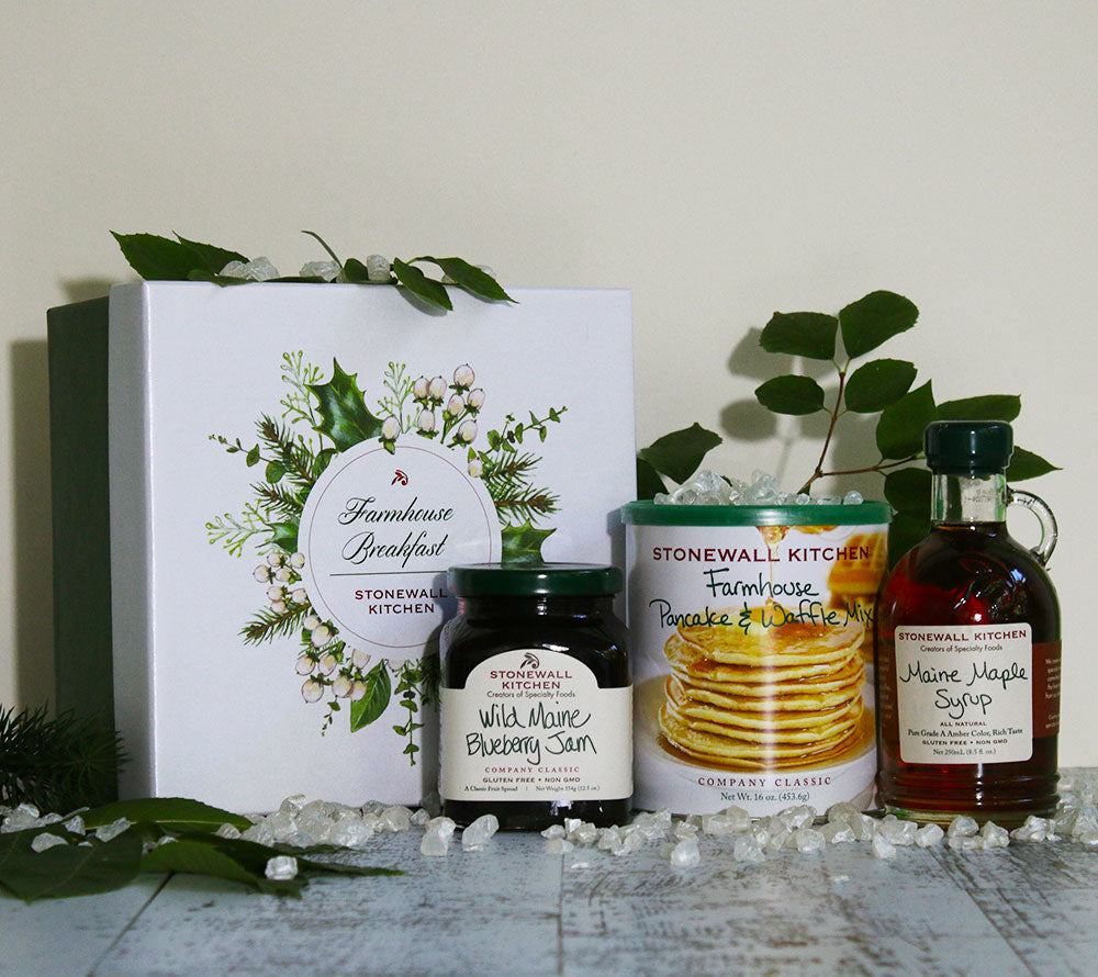 Farmhouse Breakfast Geschenkbox von Stonewall Kitchen kaufen | All Natural Farmhouse Pancake Mix Blueberry Jam & Ahornsirup | Ideal als Geschenk