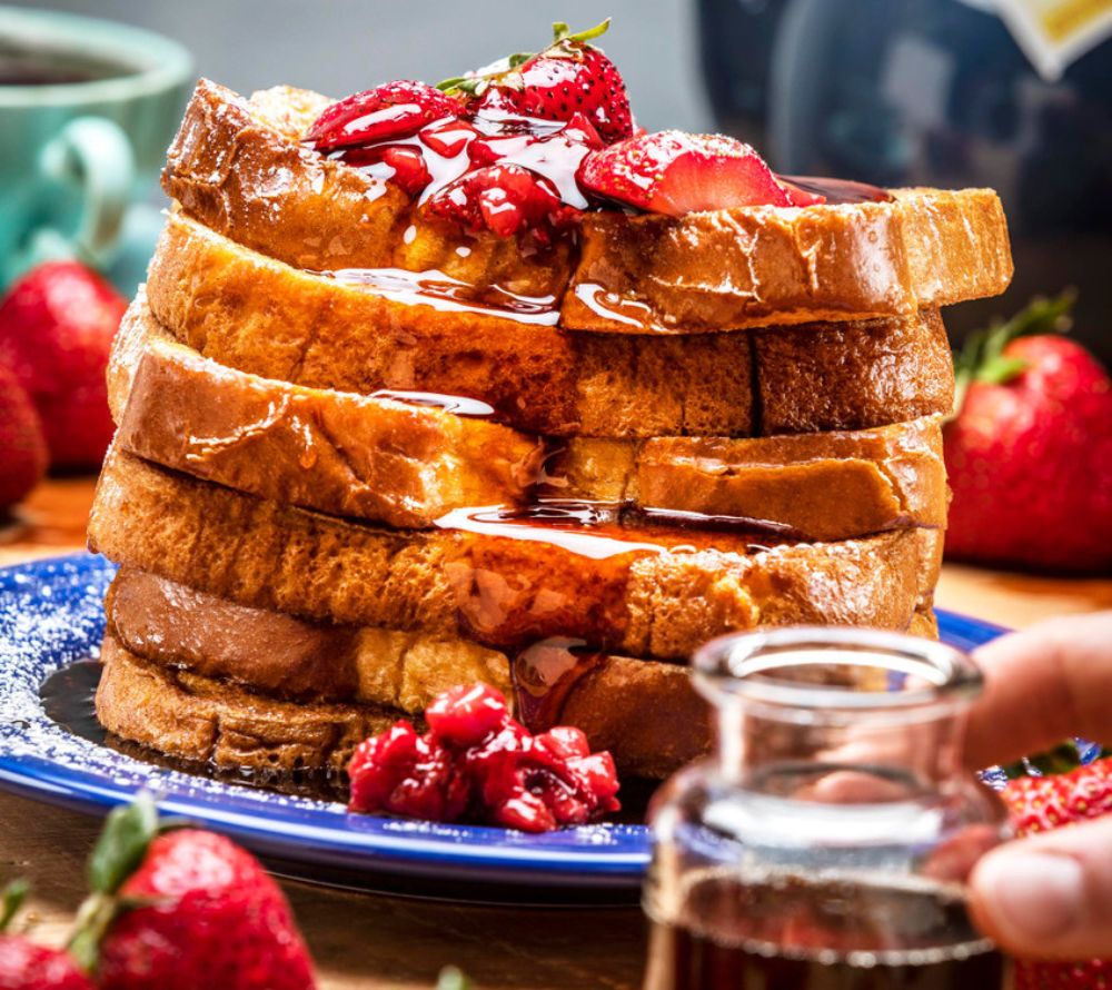 Strawberry Ahornsirup von Crown Maple kaufen | feinster Ahornsirup mit fruchtigen Erdbeeren | Ideal für Pancakes, Desserts, Dressings und Gebäck