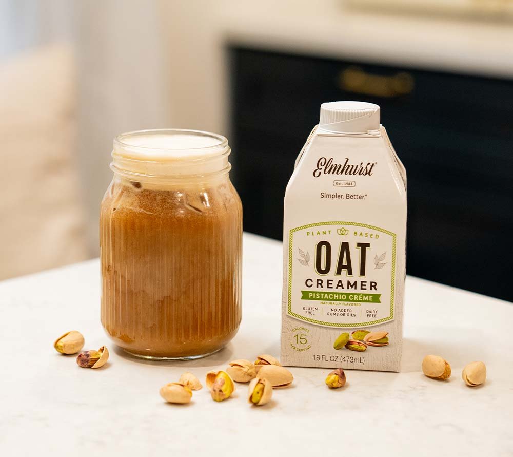 Pistachio Creme Oat Creamer von Elmhurst | Pflanzliche Milchalternative aus Hafer mit Geschmack von Pistazien | 100 % pflanzlich | Jede Tasse wird zum Highlight