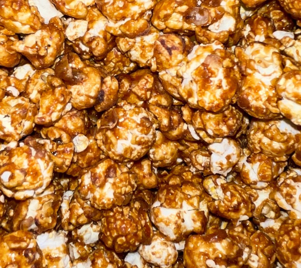 Everly Grace Christmas Cookies Popcorn kaufen | Knuspriges Popcorn mit weihnachtlichem Keks-Geschmack | Ideal als festlicher Snack oder Geschenk