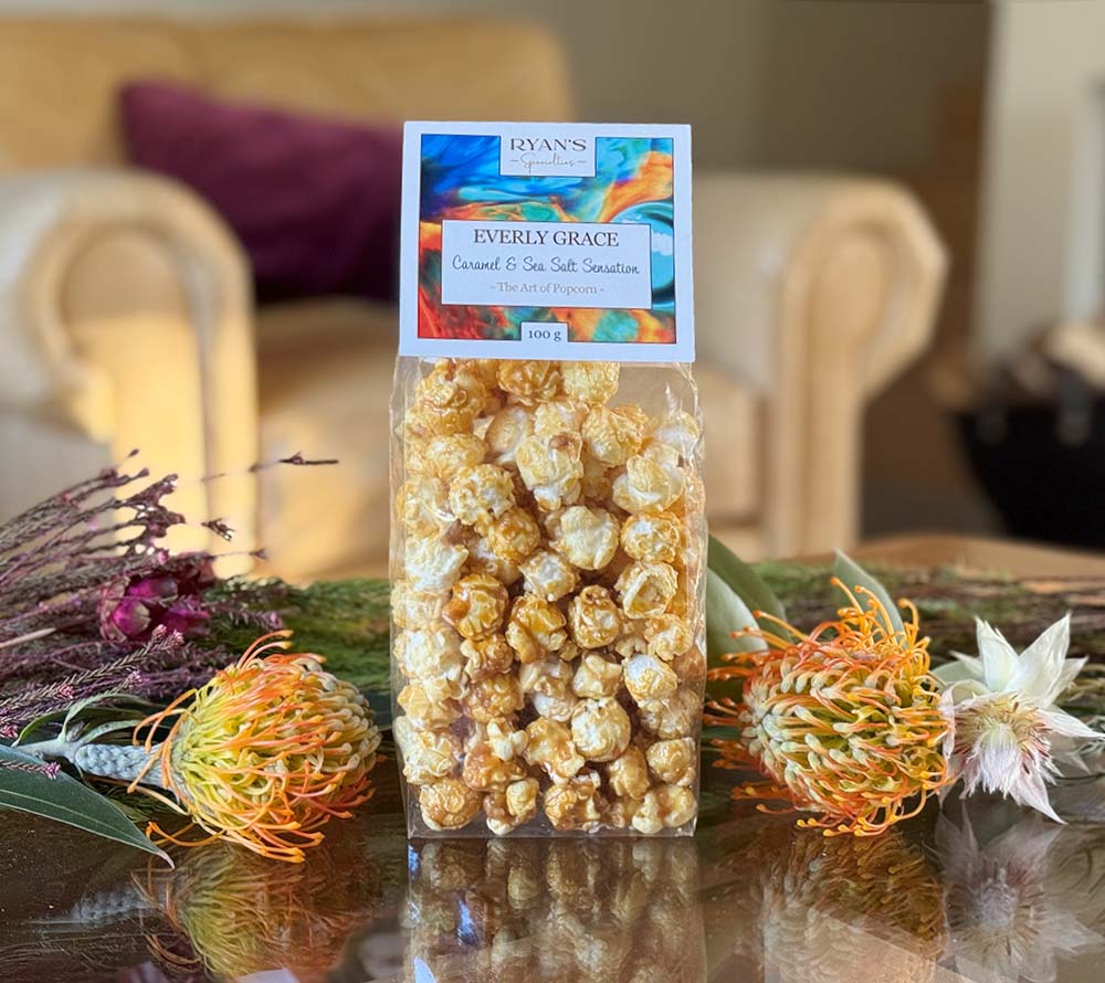 Everly Grace Popcorn Caramel & Sea Salt Sensation kaufen | Karamell und Meersalz für süßen und salzigen Genuss | Ideal für Filmabende