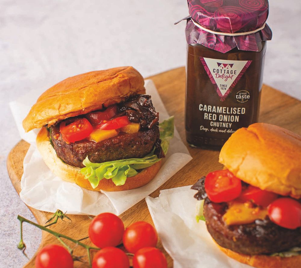Rote Zwiebeln, Muscovado-Zucker & Eichen-Balsamico | Perfekt zu Steak-Baguette oder herzhaften Tartes | Als aromatische Komponente in dunklen Saucen | Jetzt kaufen!
