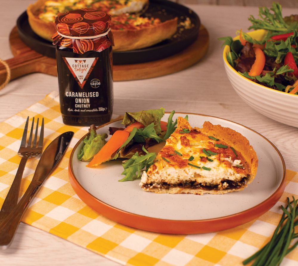 Karamellisierten Zwiebeln & Eichenfass-Balsamico | Zu Käse, Fleisch oder Brot | Auf frisch gebackenem Brot | Europaweiter Versand | Jetzt entdecken!