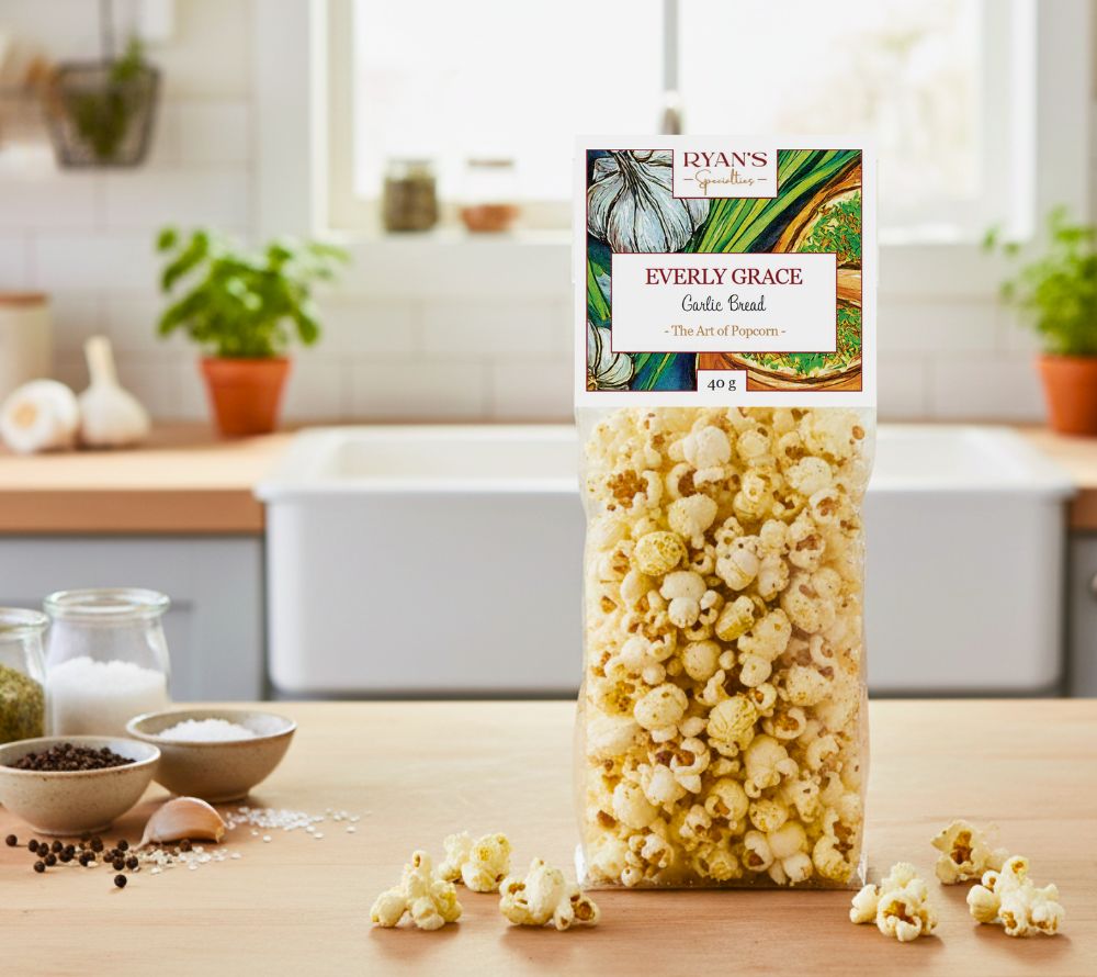 Everly Grace Popcorn - Garlic Bread - Tüte 40 g