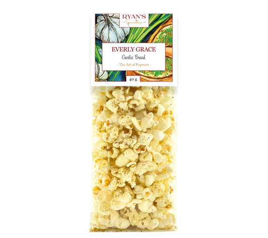 Everly Grace Garlic Bread Popcorn (40 g) – würziges, handgefertigtes Popcorn mit Knoblauch, Oregano und Pfeffer. Ideal für herzhafte Snackmomente.