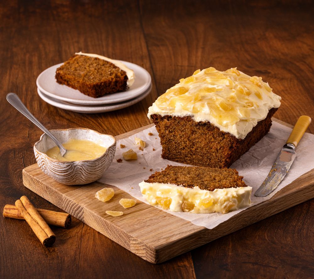 Glas Golden Ginger Curd von Cottage Delight mit cremiger Konsistenz und feiner Ingwernote, ideal als Aufstrich für Scones, Toast und Desserts.