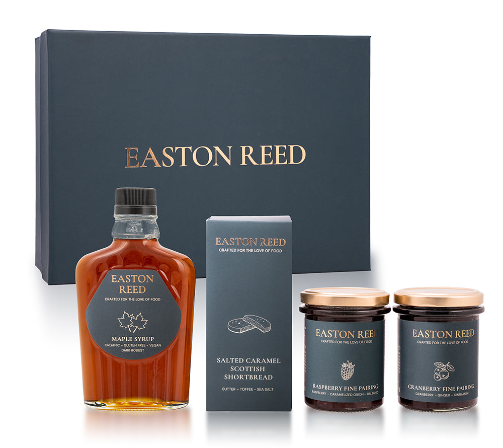 Easton Reed Genießer-Kollektion im Geschenkkarton mit Fine Pairings, Salted Caramel Shortbread und Bio-Ahornsirup – eine vielseitige Geschenkidee für Genießer.