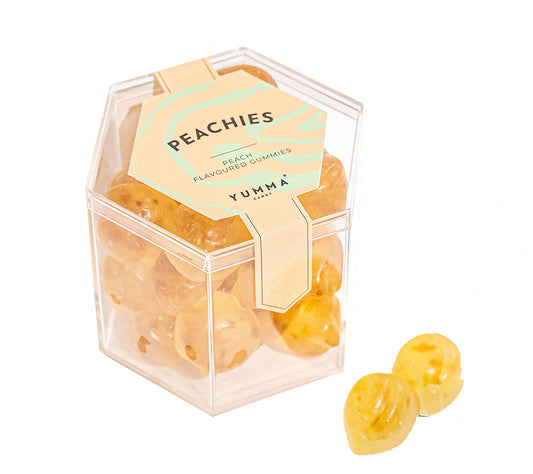 Peachies Hexagon Box von Yumma Candy kaufen | Pfirsich-Fruchtgummis mit echten Fruchtstückchen | Ideal als Snack oder Geschenk 