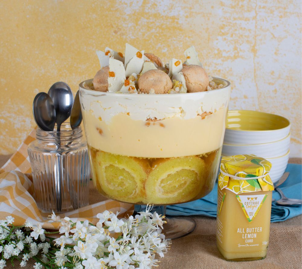 Traditionelle englische Zitronencreme | cremig, fruchtig, handgemacht | Klassiker der britischen Feinkost |zart-cremige Konsistenz | Jetzt bestellen und genießen!