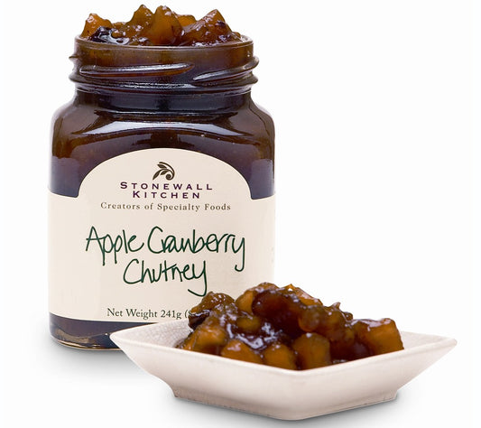 Apple Cranberry Chutney von Stonewall Kitchen kaufen | fruchtig-süßer Geschmack reifer Äpfel | Harmoniert mit Fleisch, Käse und Sandwiches | Europaweite Lieferung