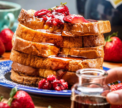Strawberry Ahornsirup von Crown Maple kaufen | feinster Ahornsirup mit fruchtigen Erdbeeren | Ideal für Pancakes, Desserts, Dressings und Gebäck | EU-weiter Versand