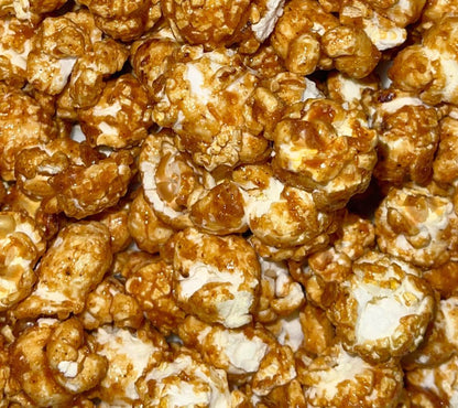 Everly Grace Popcorn Chocolate Chai Charme kaufen | Mit Mandeln, Vanille, Rosenblüten | Gourmet-Popcorn | Perfekter Snack