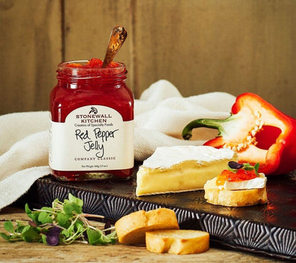 Red Pepper Jelly von Stonewall Kitchen kaufen | fruchtig aus roter Paprika, Rohrzucker und Cayennepfeffer | Ideal zu Käse und Frischkäse 